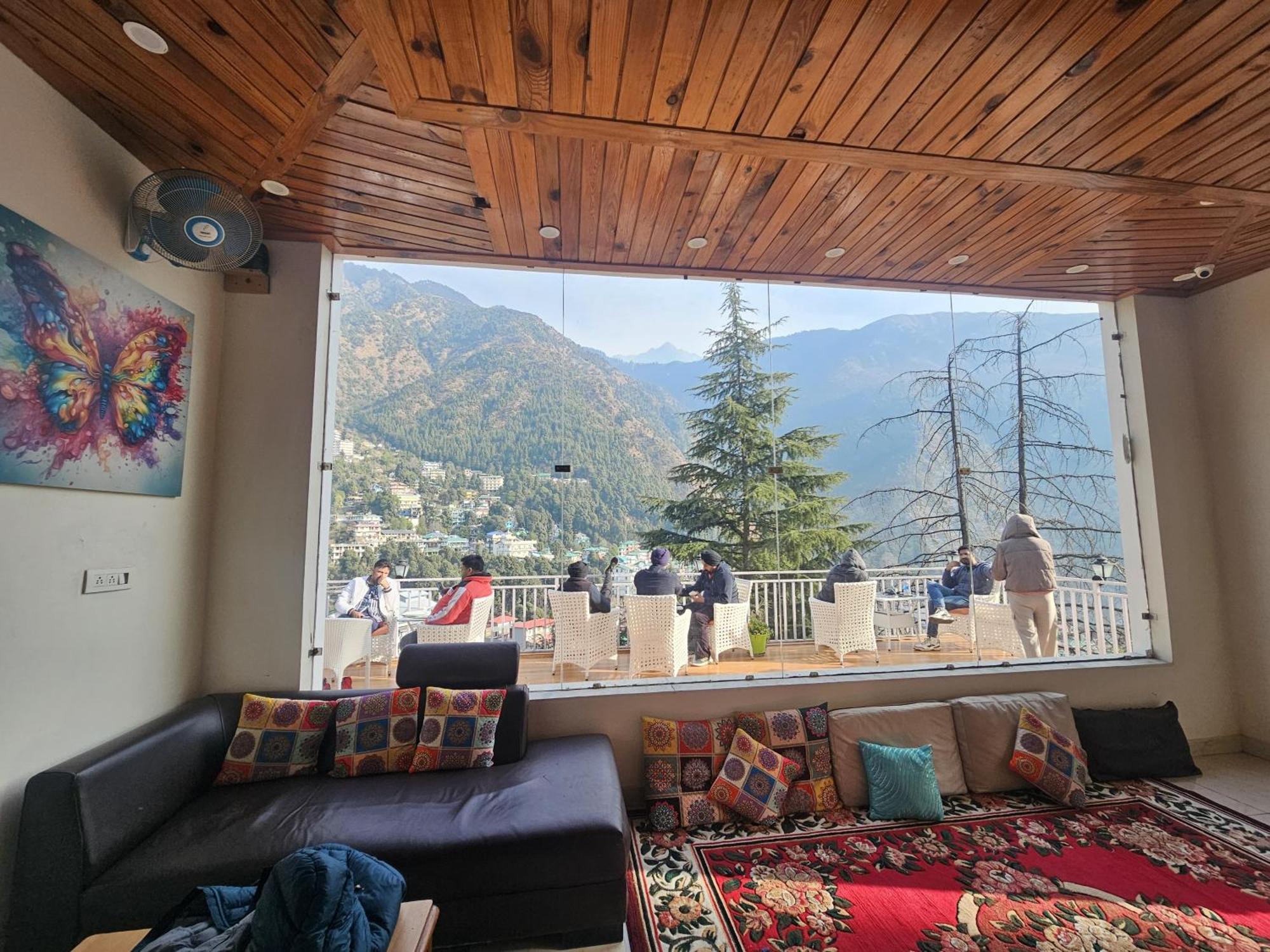 The Bunksters Mcleodganj, Dharmkot Hostel McLeod Ganj Exterior photo